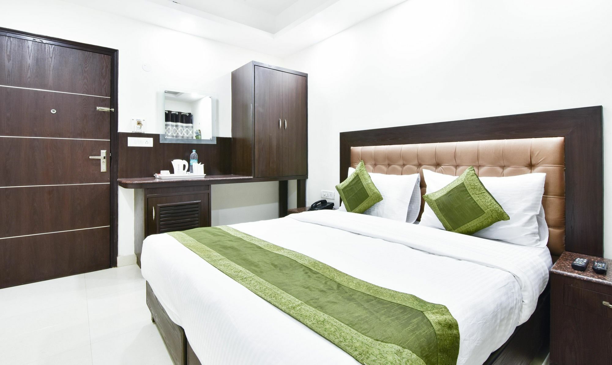 Treebo Mehar Castle Otel Delhi  Dış mekan fotoğraf