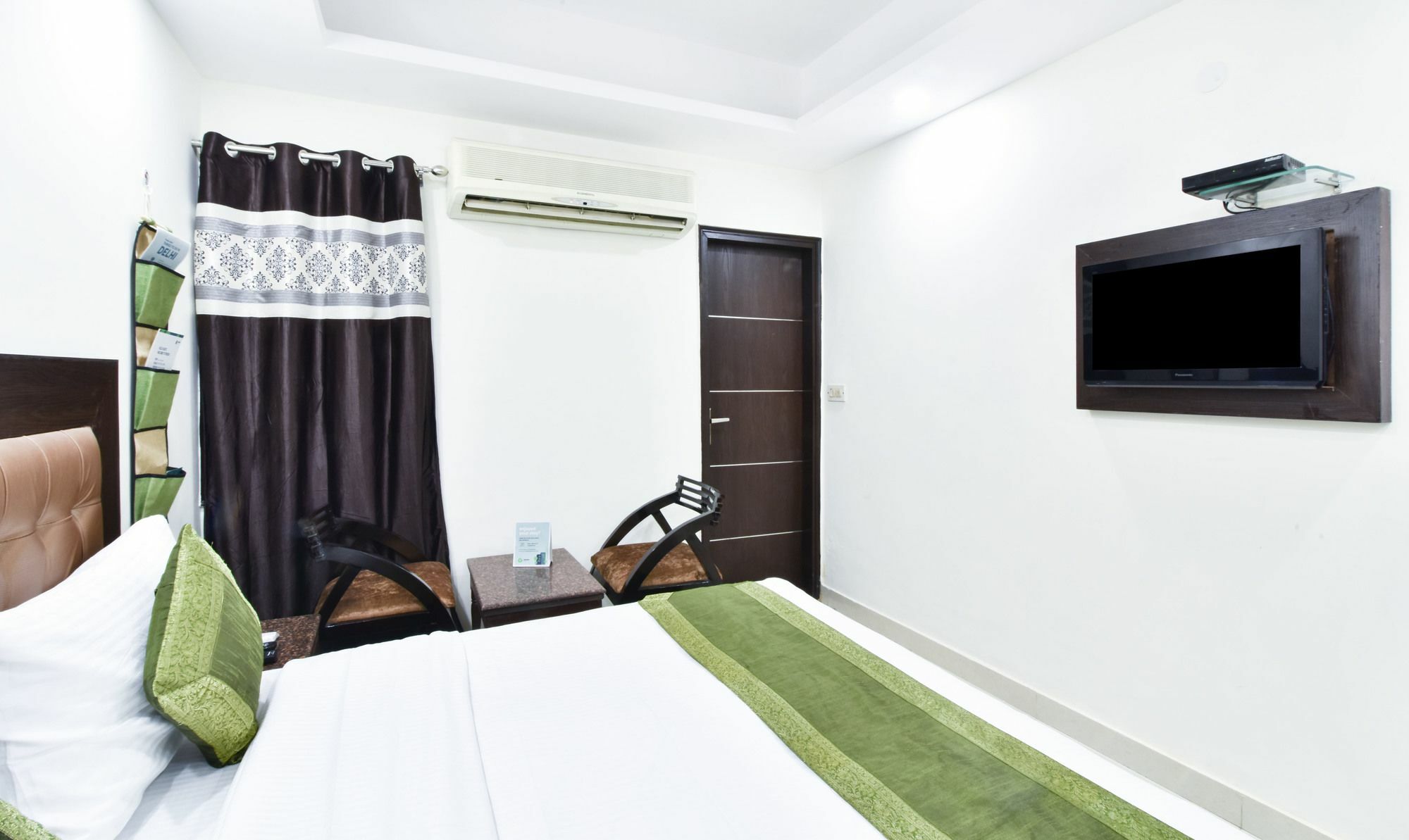 Treebo Mehar Castle Otel Delhi  Dış mekan fotoğraf
