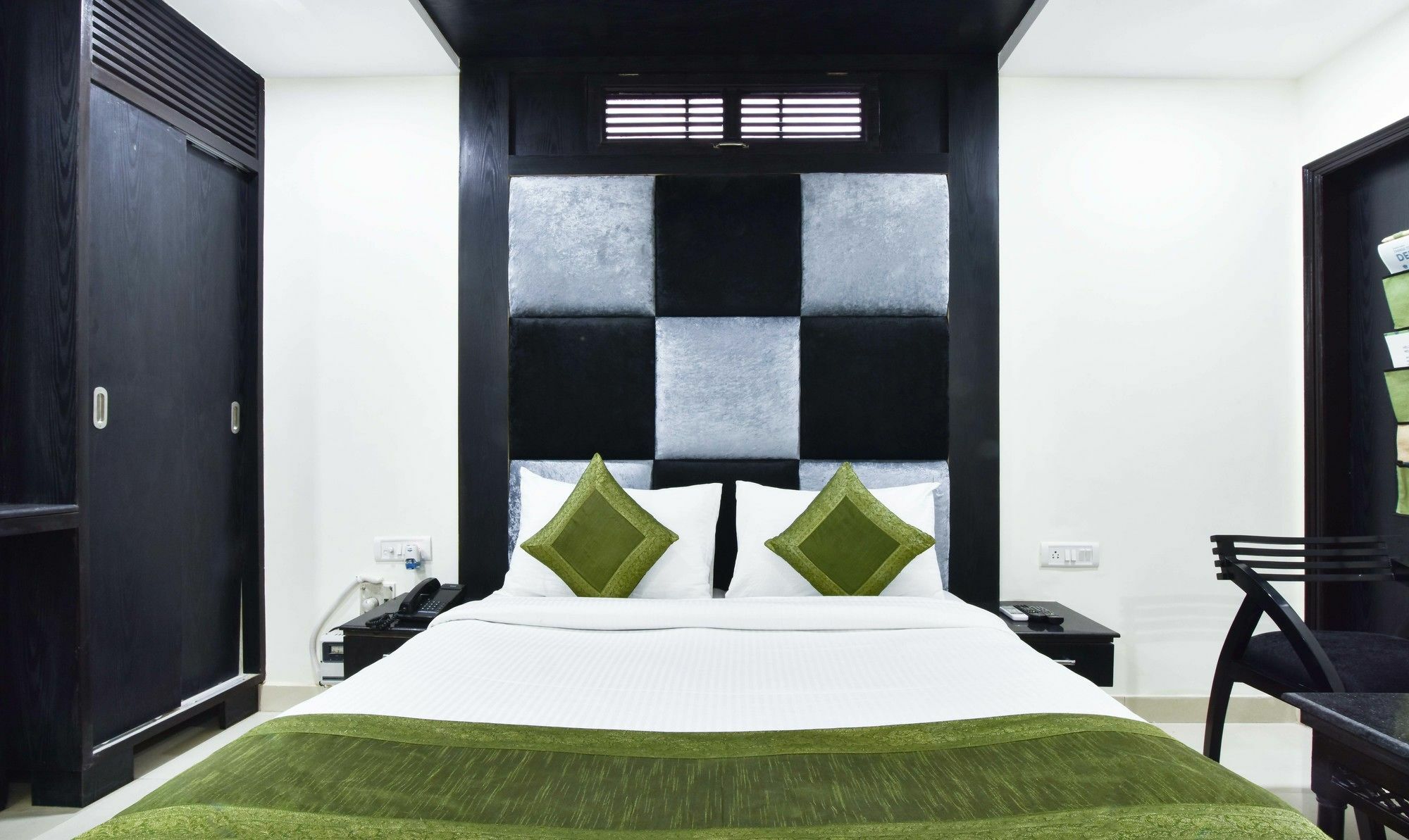 Treebo Mehar Castle Otel Delhi  Dış mekan fotoğraf
