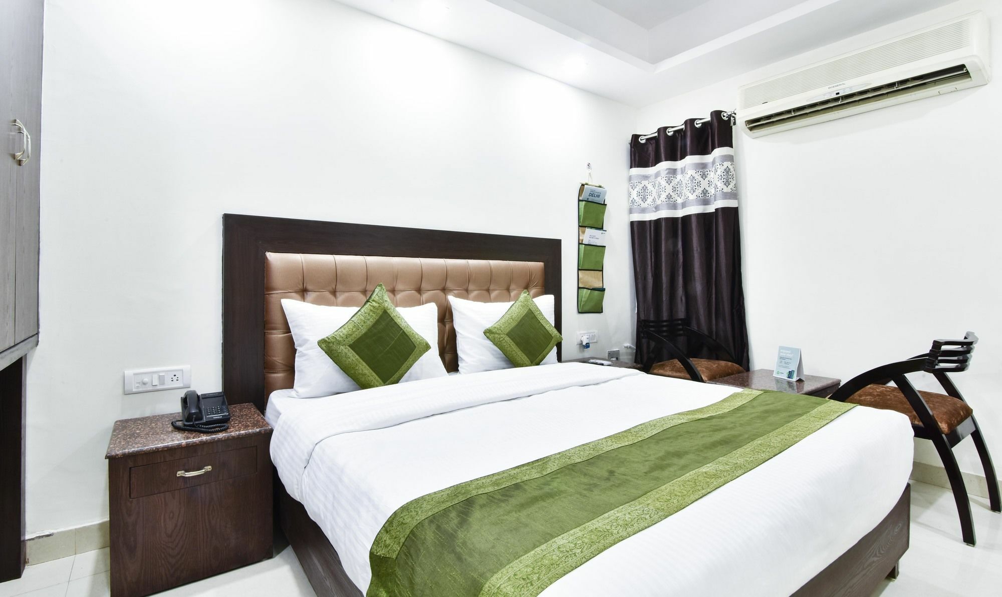 Treebo Mehar Castle Otel Delhi  Dış mekan fotoğraf